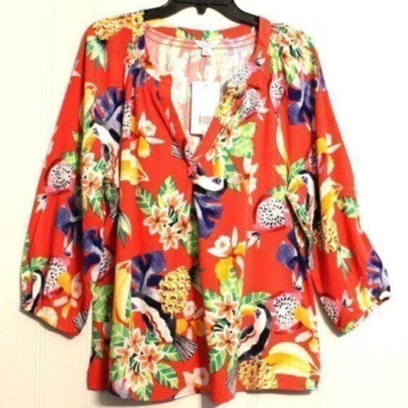 CROWN & Ivy Hawaiian floral/bird print top 3/4 sleeves split V-neck Women’s L - Picture 1 of 11
